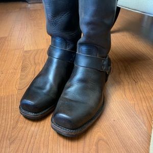 MEN’s FRYE LEATHER MOTORCYCLE BOOTS